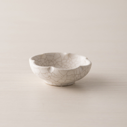 花豆皿（渋）／〜つくり手 野村絵梨花さん〜