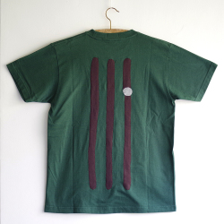 アートなTシャツ class=