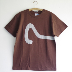 アートなTシャツ class=