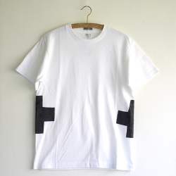 カアートなTシャツ class=