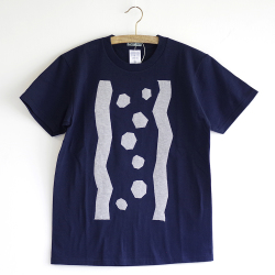 カアートなTシャツ class=
