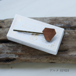 身につけるたびやさしくなれるアクセサリー/木cth