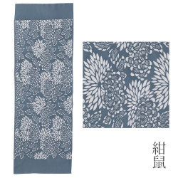 型染めの手ぬぐい<むじな菊牡丹>/作り手 山内武志さん(山内染色工房/アトリエぬいや)