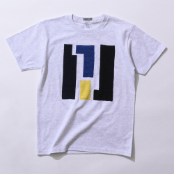 アートなTシャツ class=