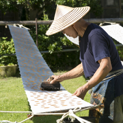 型染めの卓布 作り手 山内武志さん（山内染色工房／アトリエぬいや）静岡県・浜松市