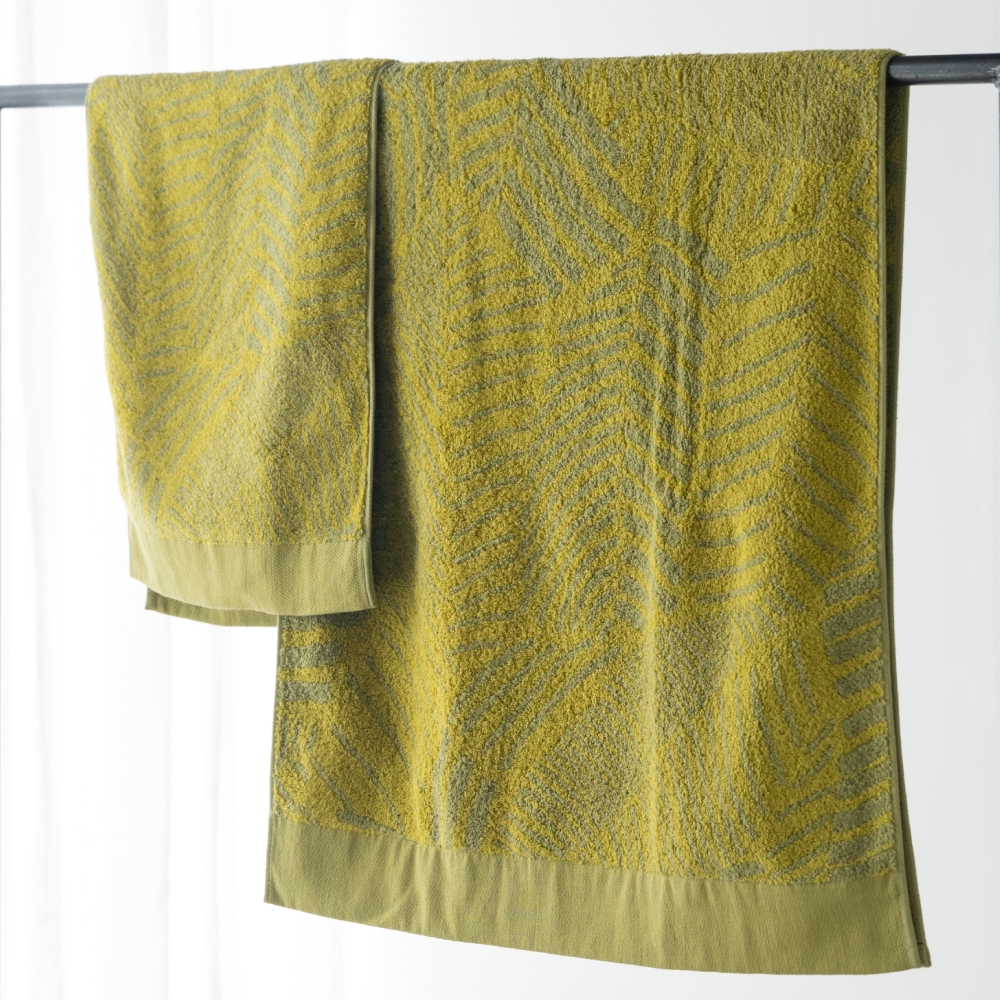 nism×HASHIMOTO NAOKO バスタオル　Leaf Border yellow